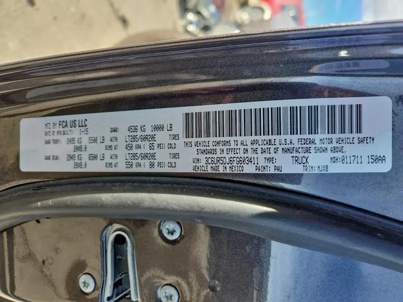 2015 RAM 2500 SLT  