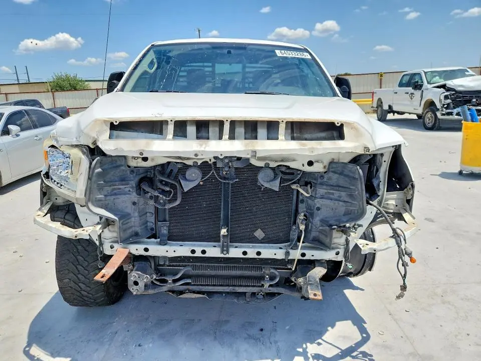 2015 TOYOTA TUNDRA SR  