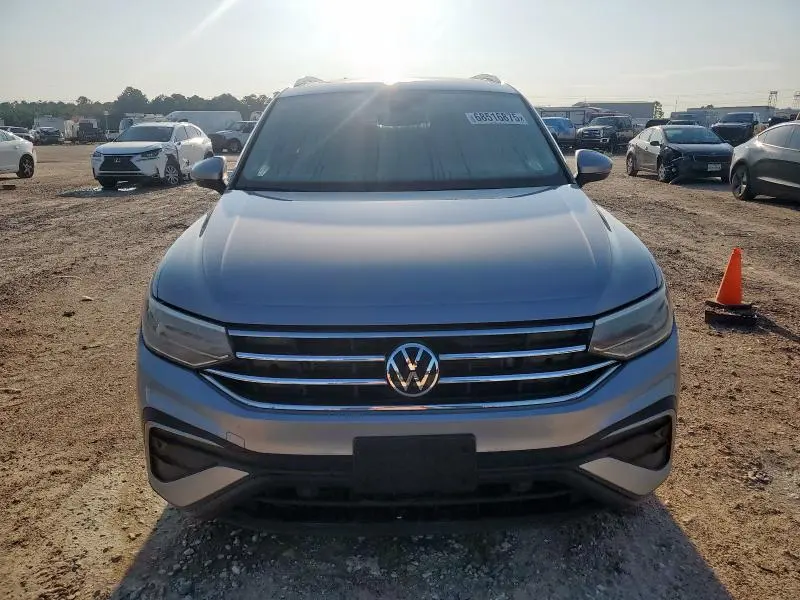 2023 VOLKSWAGEN TIGUAN SE  