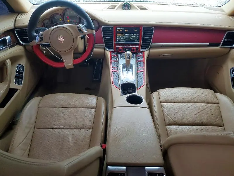 2013 PORSCHE PANAMERA 2  