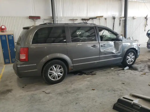 2010 CHRYSLER TOWN & COUNTRY TOURING  