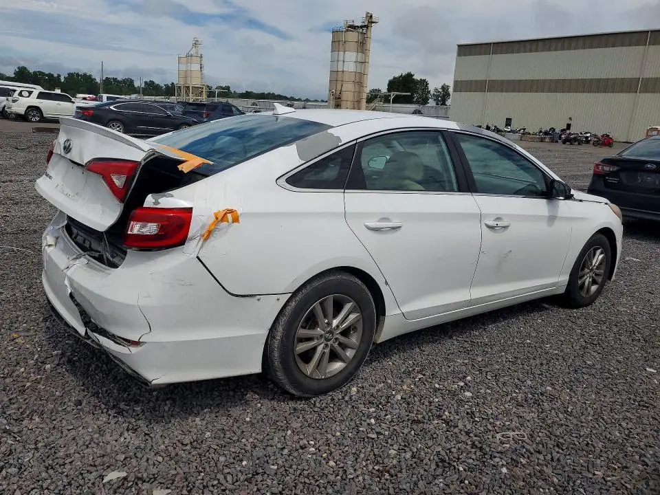 2017 HYUNDAI SONATA SE  