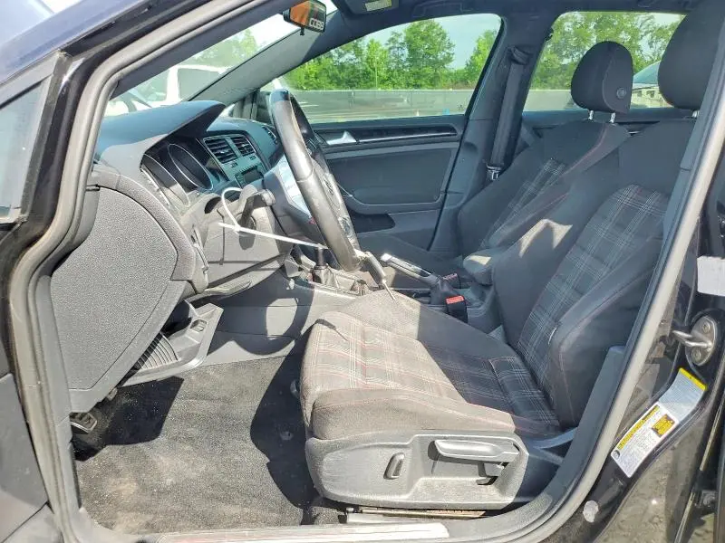 2015 VOLKSWAGEN GTI   