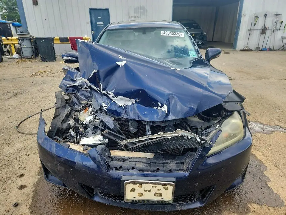 2011 LEXUS IS 250  