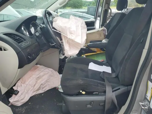 2016 DODGE GRAND CARAVAN SE  