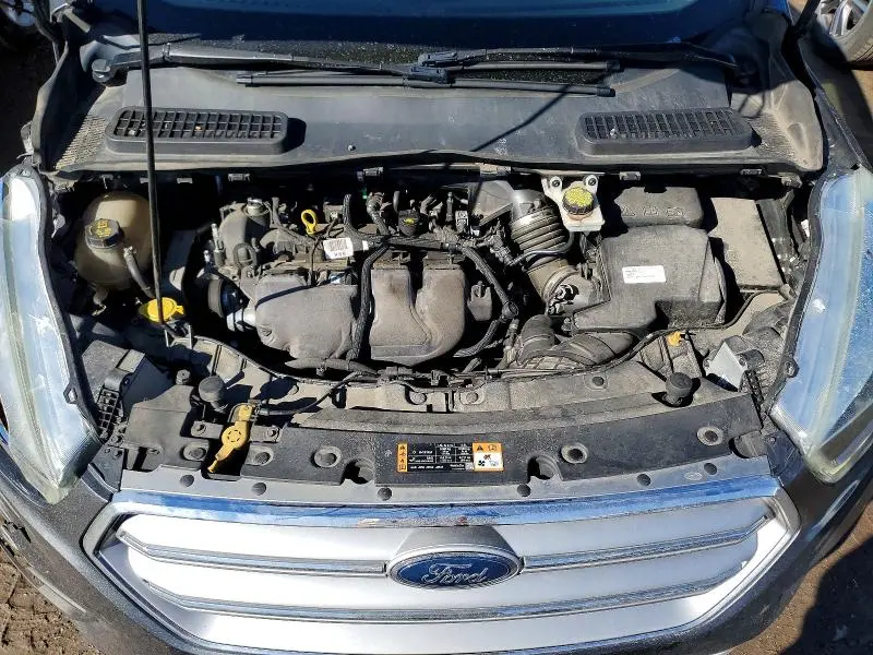 2017 FORD ESCAPE TITANIUM  