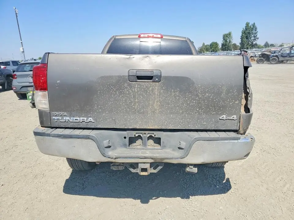 2010 TOYOTA TUNDRA DOUBLE CAB SR5  