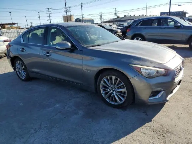 2018 INFINITI Q50 LUXE  