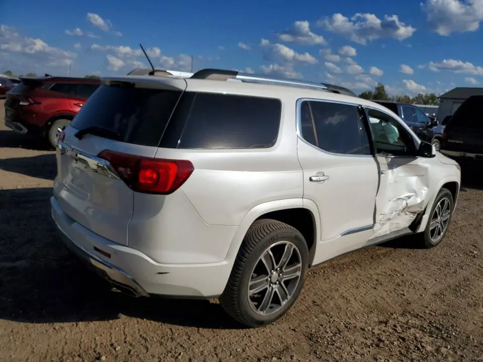 2017 GMC ACADIA DENALI  