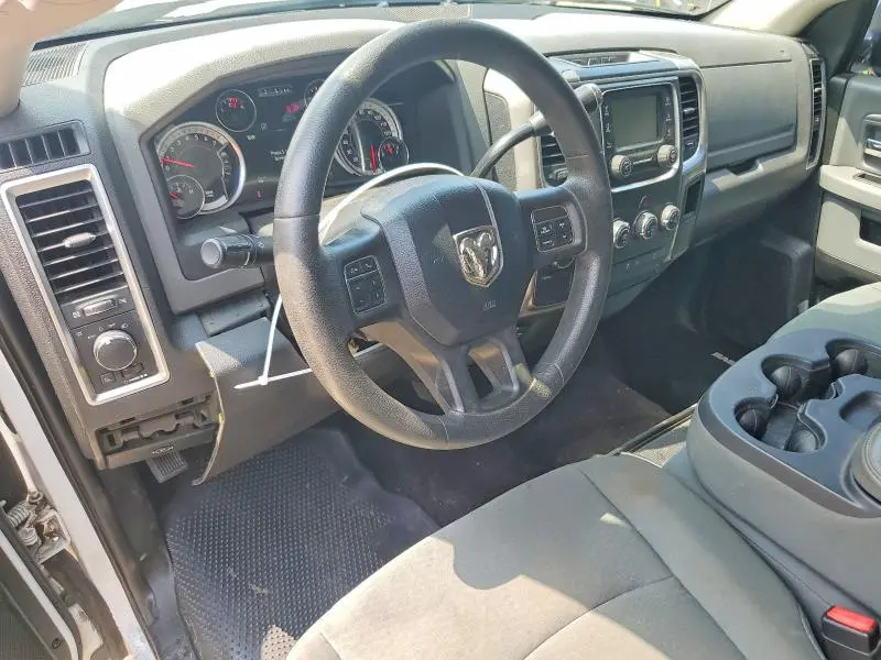 2013 RAM 1500 SLT  
