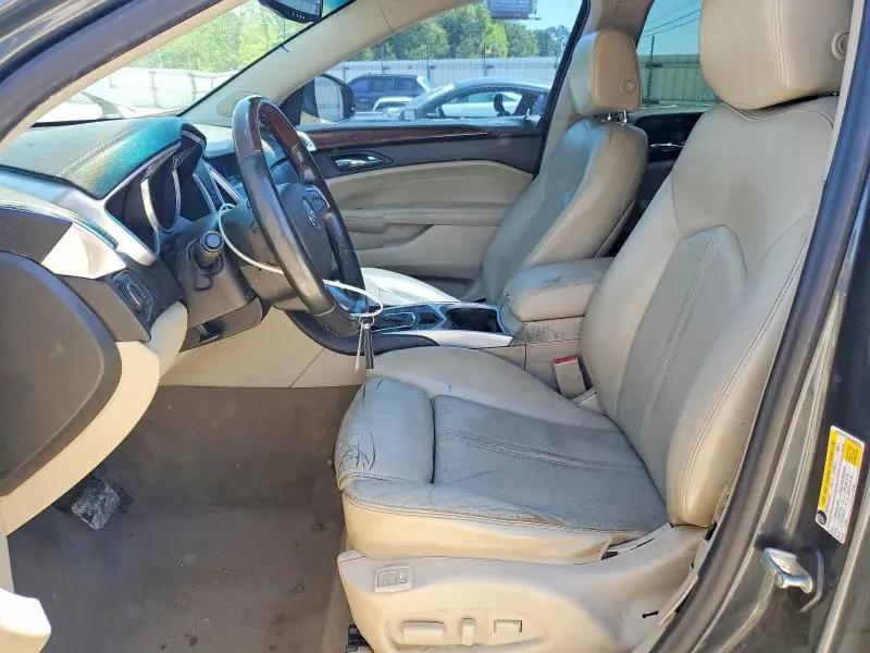 2011 CADILLAC SRX LUXURY COLLECTION  