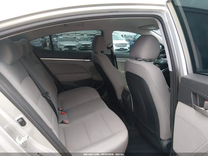 2020 HYUNDAI ELANTRA SE