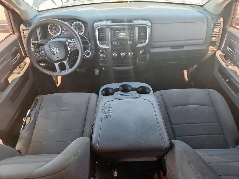 2018 RAM 1500 SLT
