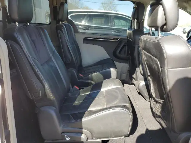 2012 CHRYSLER TOWN & COUNTRY LIMITED  