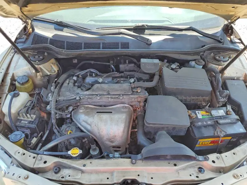2010 TOYOTA CAMRY LE  