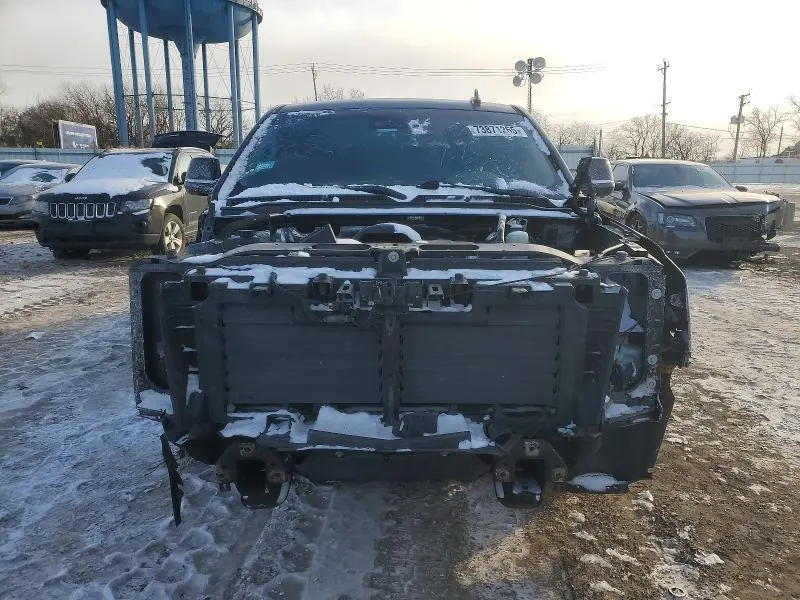 2018 CADILLAC ESCALADE ESV PREMIUM LUXURY  