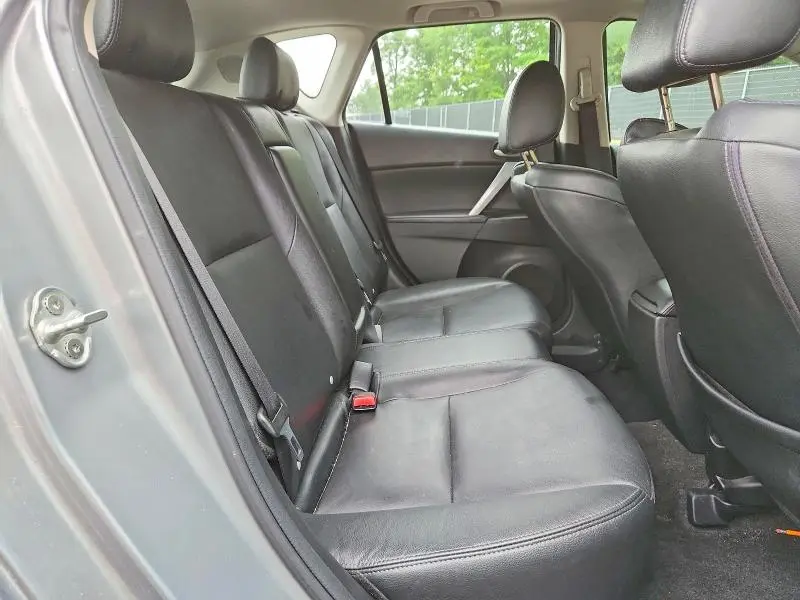 2012 MAZDA 3 S  