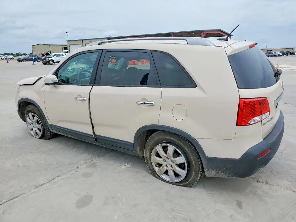 2012 KIA SORENTO LX  