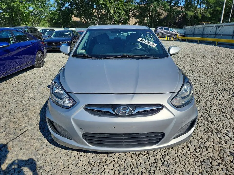 2012 HYUNDAI ACCENT GLS  