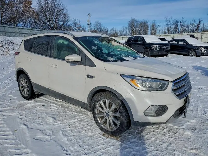 2017 FORD ESCAPE TITANIUM  