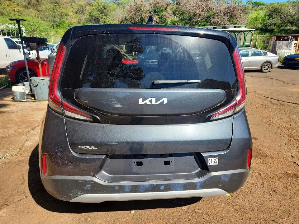 2025 KIA SOUL LX  