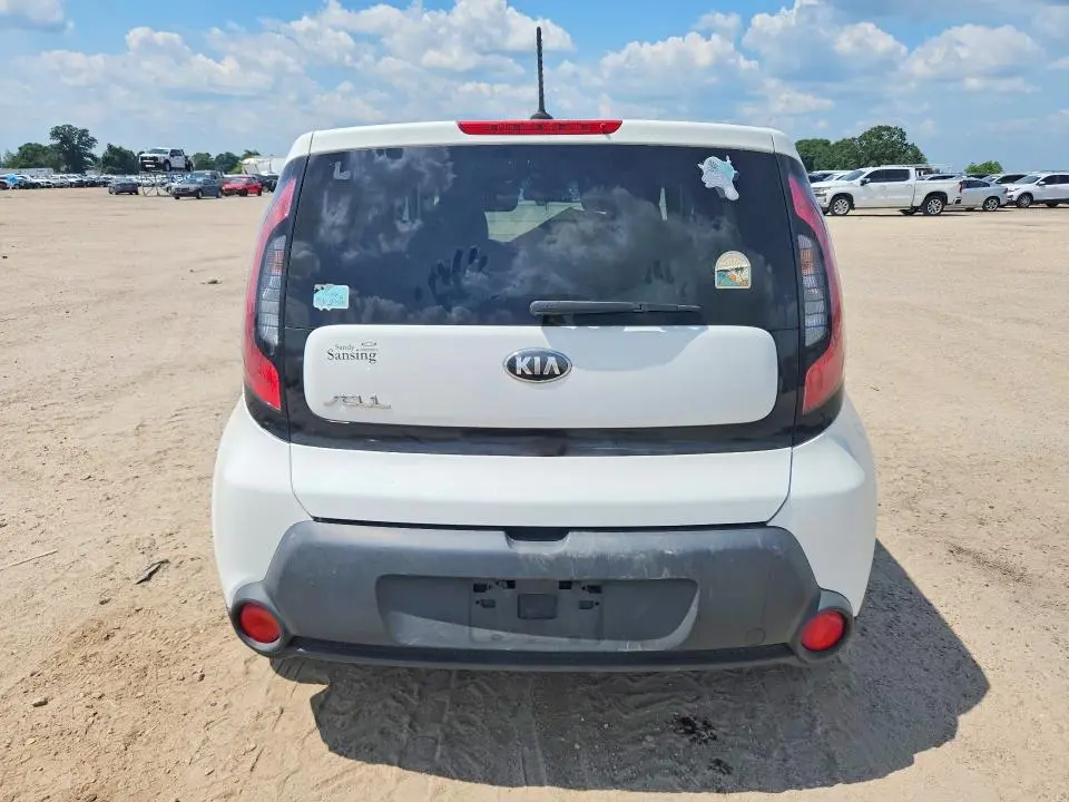 2015 KIA SOUL +  