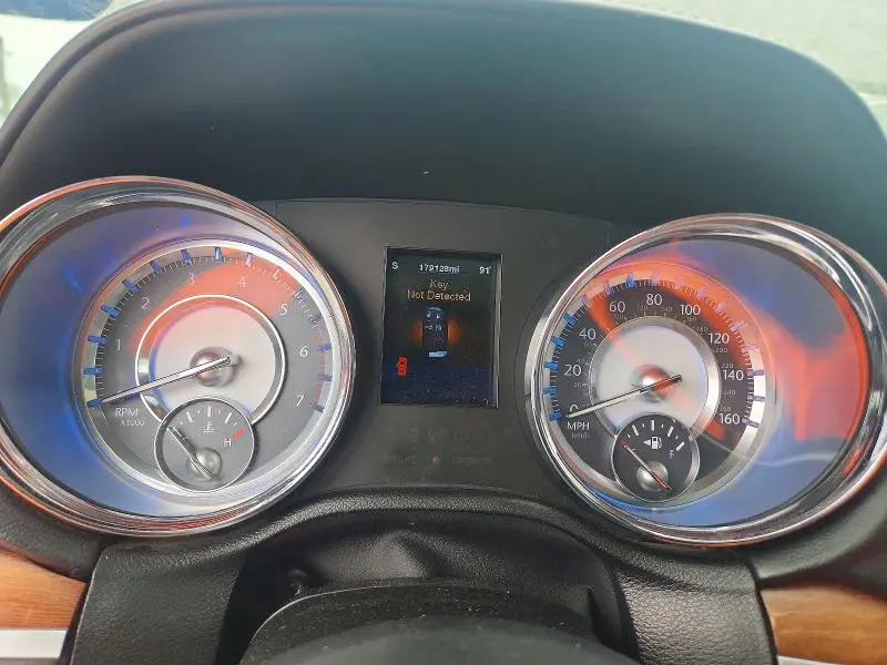 2012 CHRYSLER 300C LUXURY  