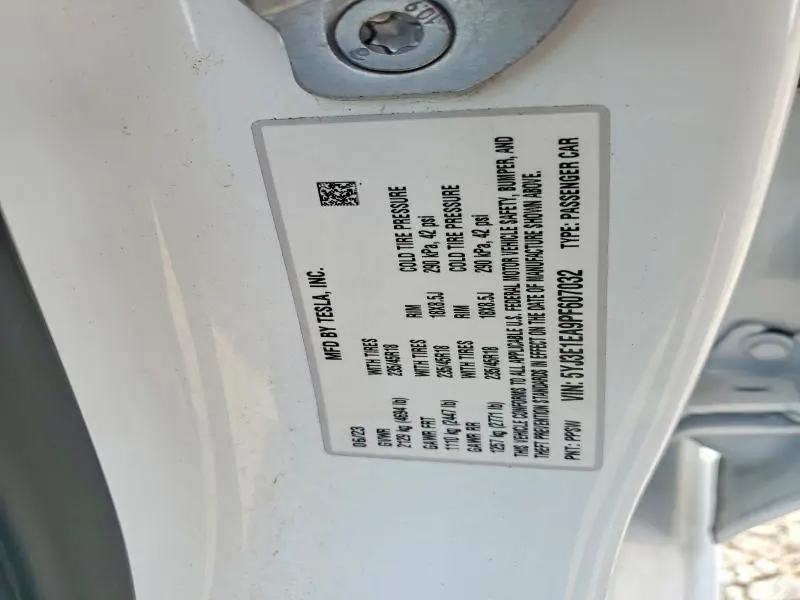 2023 TESLA MODEL 3   
