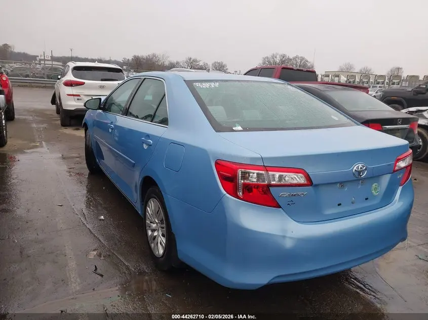 2012 TOYOTA CAMRY LE