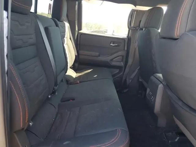 2024 NISSAN FRONTIER S  