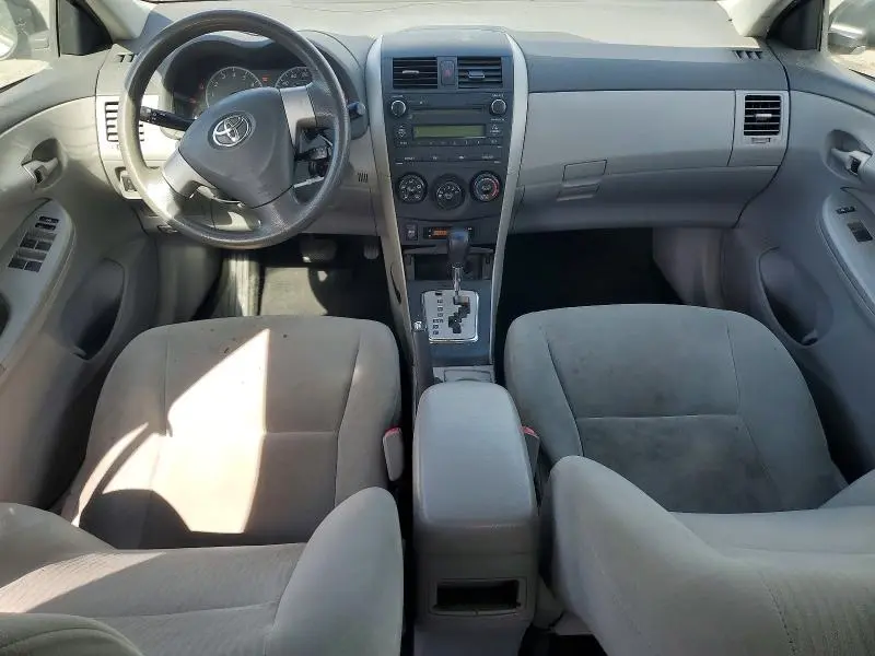 2010 TOYOTA COROLLA LE  