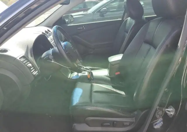 2011 NISSAN ALTIMA SR  