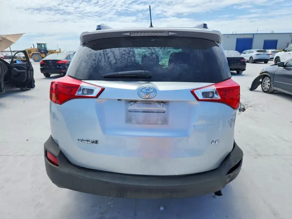2015 TOYOTA RAV4 LE  