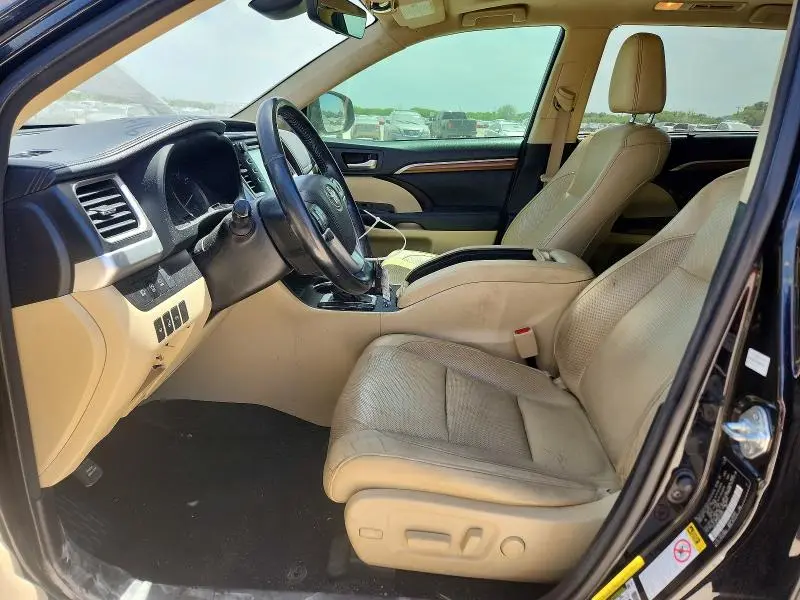 2017 TOYOTA HIGHLANDER LIMITED PLATINUM  