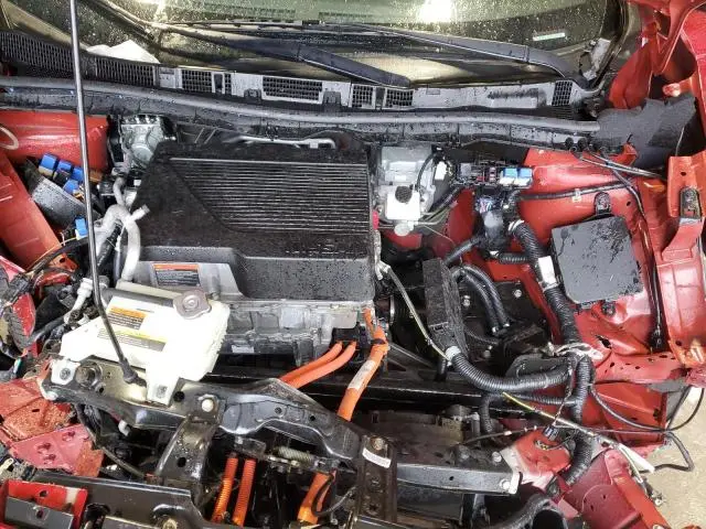 2022 NISSAN LEAF SV  