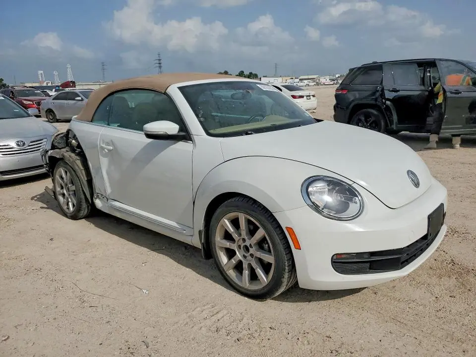 2015 VOLKSWAGEN BEETLE 1.8T  
