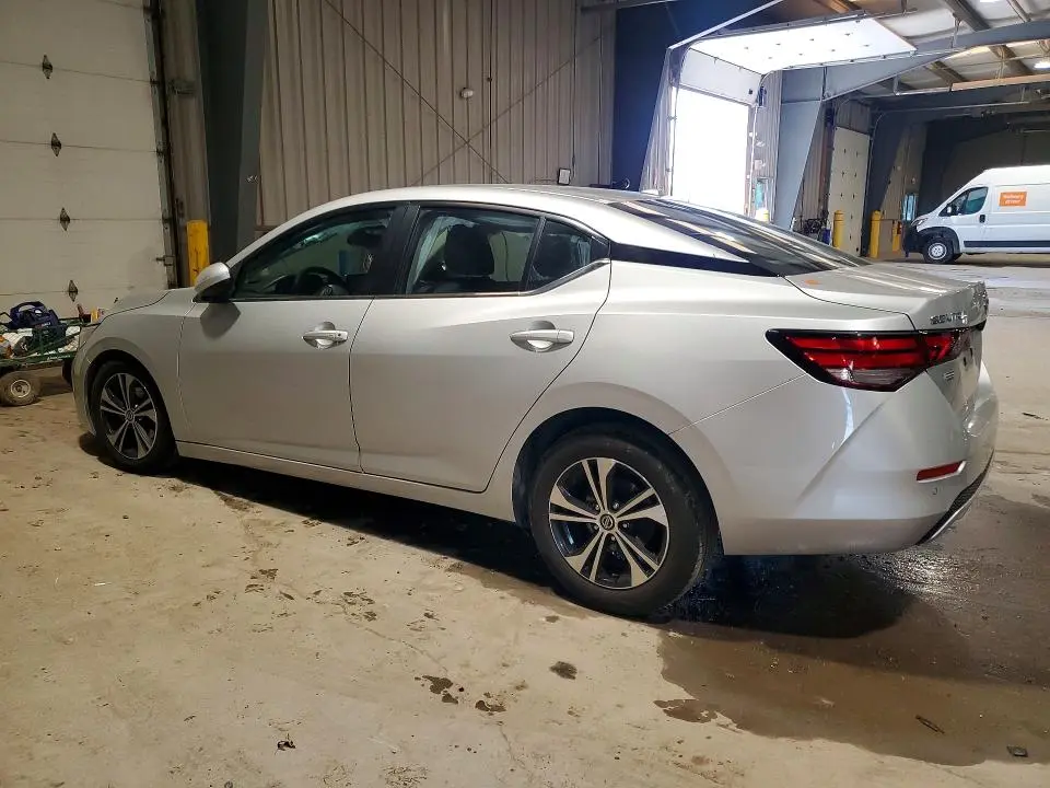 2022 NISSAN SENTRA SV  