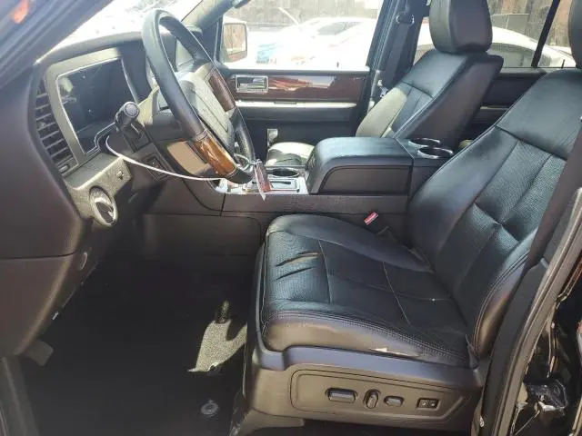 2011 LINCOLN NAVIGATOR   