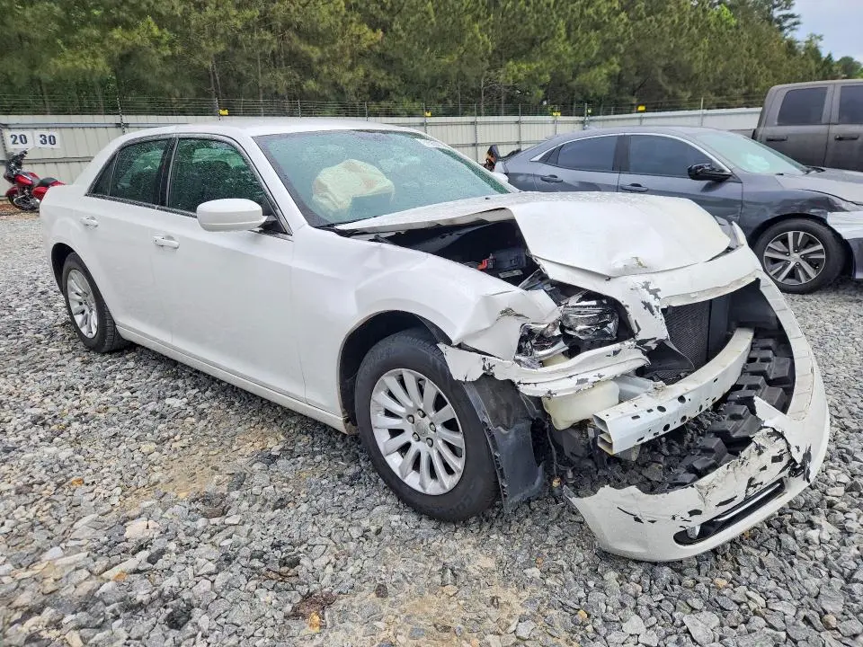 2013 CHRYSLER 300   