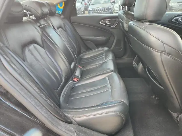 2017 CHRYSLER 200 LIMITED  