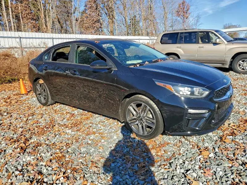 2019 KIA FORTE GT LINE  