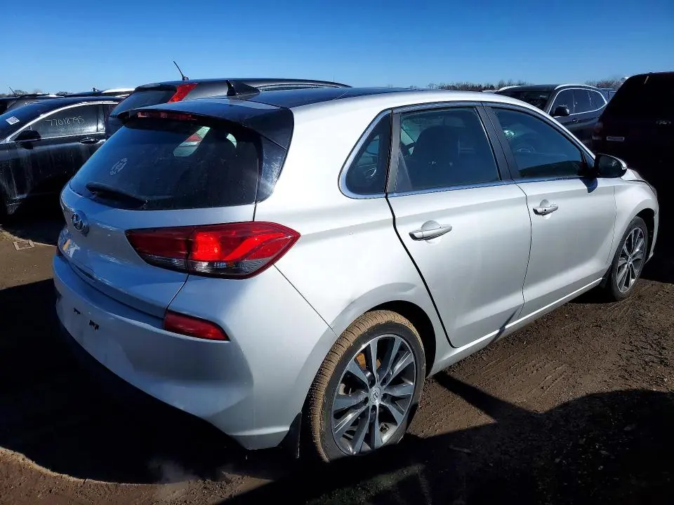 2019 HYUNDAI ELANTRA GT   