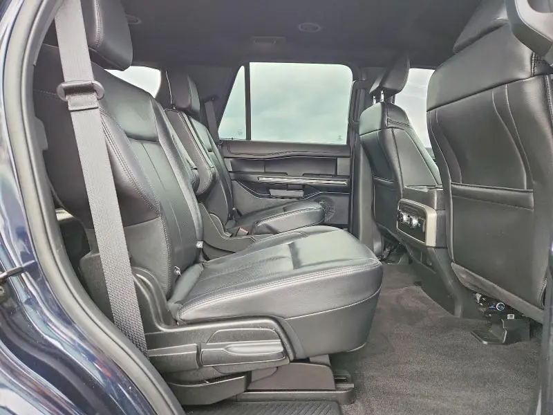 2021 FORD EXPEDITION XLT  