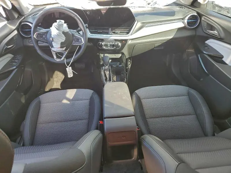 2025 CHEVROLET TRAX 1LT  