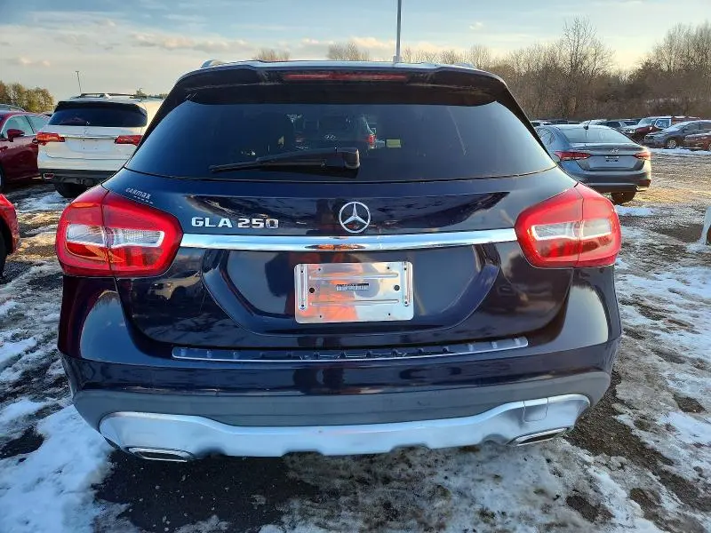2018 MERCEDES-BENZ GLA 250 4MATIC  