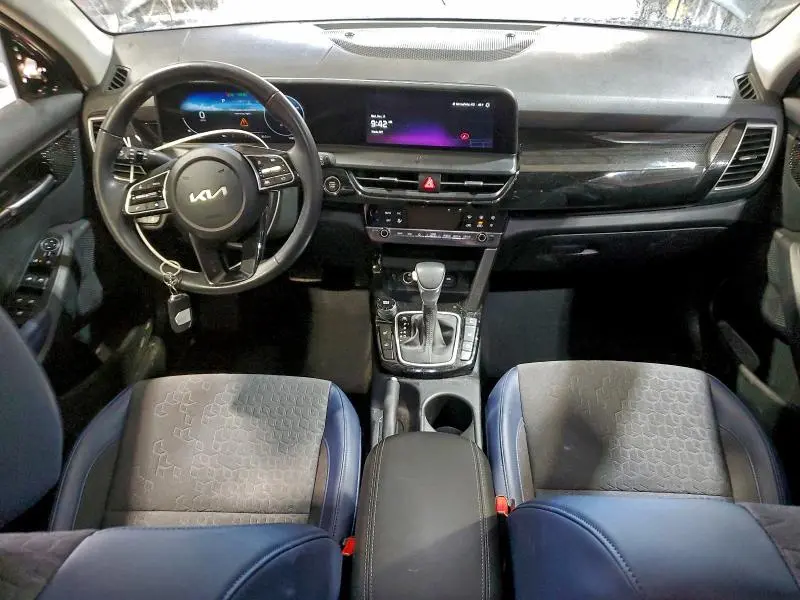 2024 KIA SELTOS S  