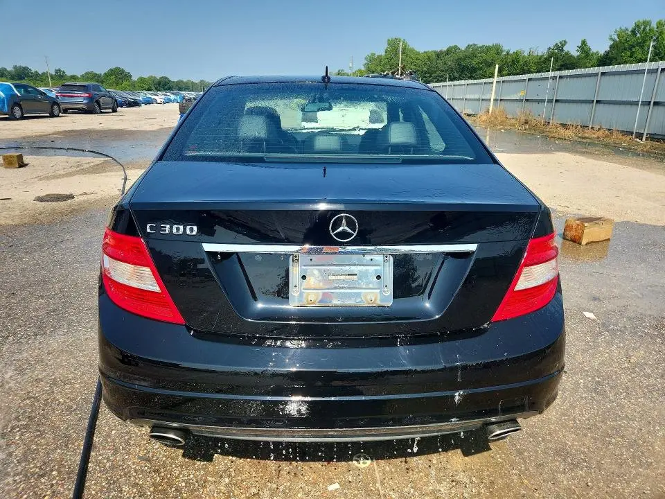 2011 MERCEDES-BENZ C 300  
