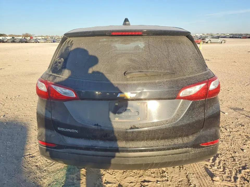 2021 CHEVROLET EQUINOX LS  