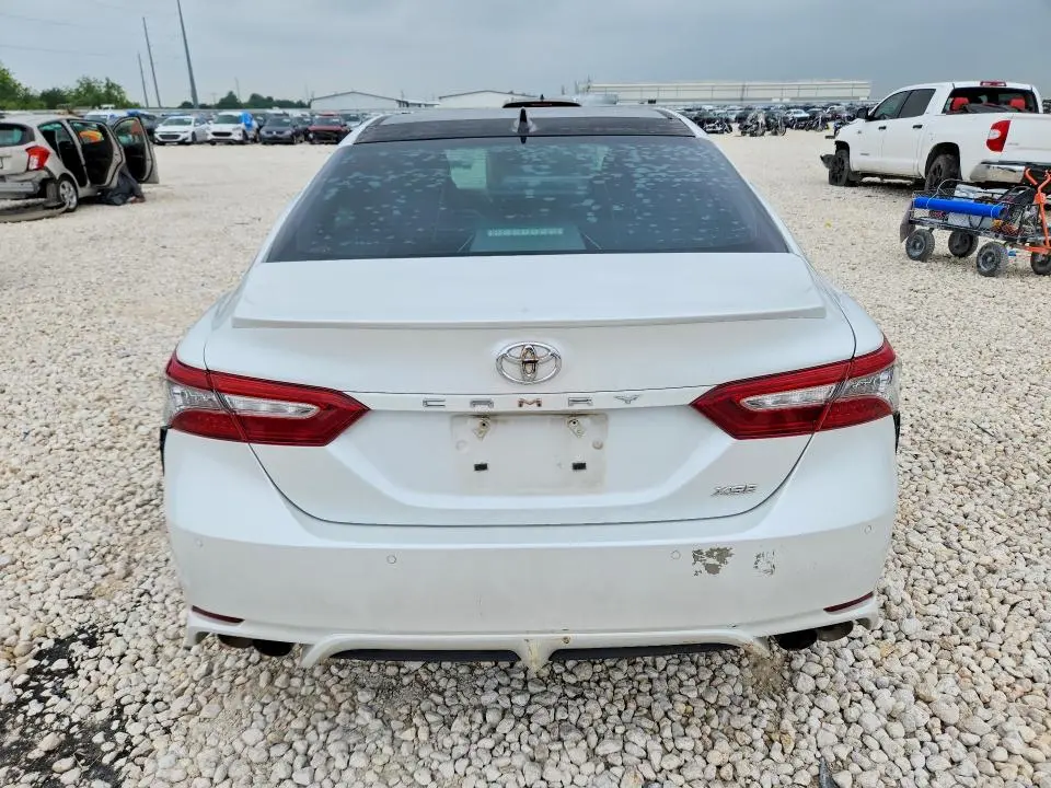 2018 TOYOTA CAMRY XSE V6  