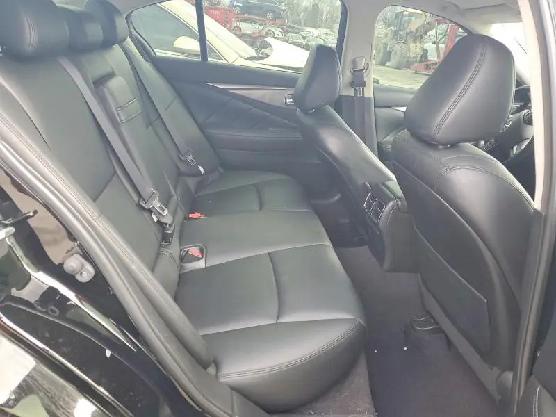 2015 INFINITI Q50 PREMIUM  